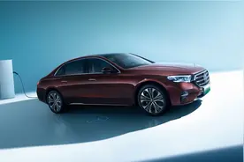 全新奔驰E级插混来了，混动技术依旧还没整明白图片