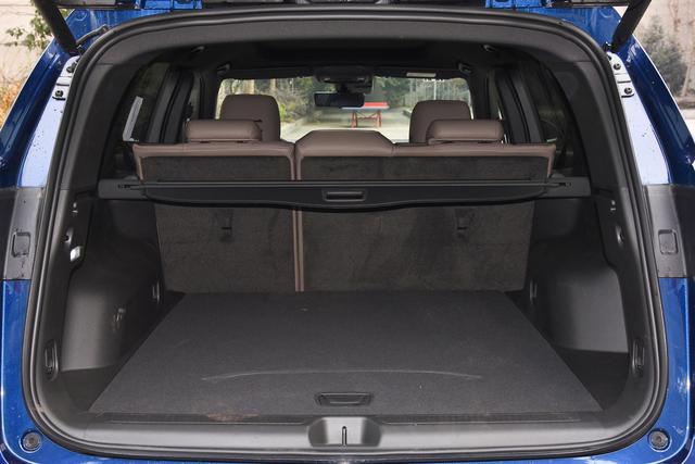 别克昂科威Plus外观漂亮，安静舒适，配2.0T+9AT变速箱，性价比高