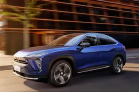 蔚来老款二手EC6被曝经销商大甩卖：10万元就卖图片