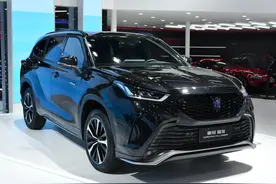 老百姓都喜欢全景大天窗 舒适型日系SUV怎么能没有图片