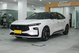 15.98万就配2.0T+8AT，还是合资B级车，体验全新蒙迪欧图片