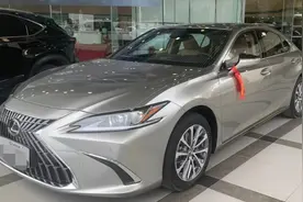 什么叫神车？即使是断A柱，8月份雷克萨斯ES销量仍然超过1万辆图片