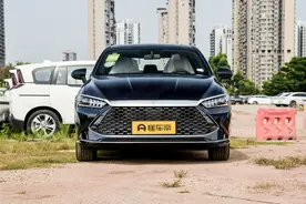 试驾比亚迪秦PLUS DM-i，纯电续航55km和120km版本哪款适合家用图片