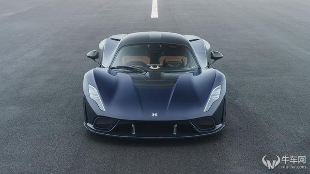 圣诞老人的1200匹座驾 Hennessey让送礼物不再无聊