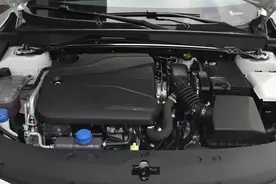 长安UNI-V试驾体验，看看这辆车驾驶品质如何？图片