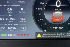 特斯拉model S德国车主：行驶160万公里，电池换2次，电机换10个！图片