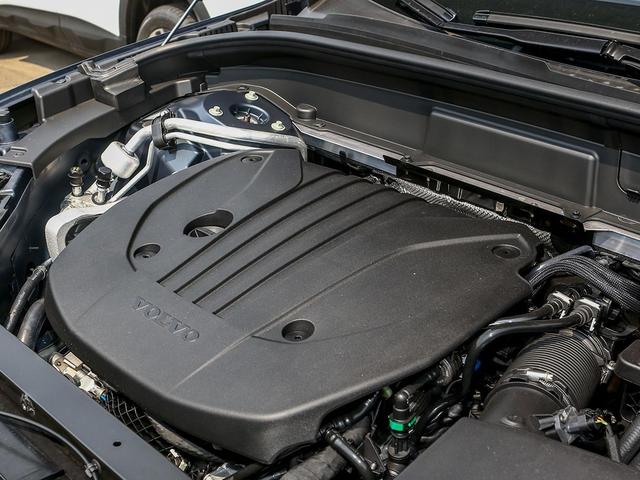 试驾沃尔沃XC60峡湾版， 别赶路去感受路！