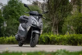 详细测评济南轻骑铃木UY125︱神车也有中年危机图片