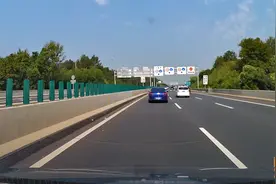 高速都跑到120了，为何还有这么多人跑得比我快多了，真不怕罚吗图片