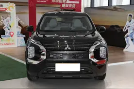 三菱欧蓝德：起售15.98万，低配车型值得买吗？图片