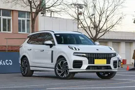 领克09 PHEV，“4+1”驾驶模式让日常用车更加方便！图片