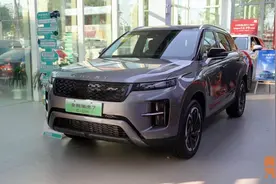 探店瑞虎7C-DM，作为奇瑞SUV家族的基本盘，这款车究竟如何？图片