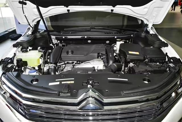 湖北最高优惠9万，12万多开雪铁龙C6是真香，全系1.8T+8AT