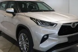 2.0T新汉兰达养车成本：每年要花2.7万元，比混动版多花5千图片