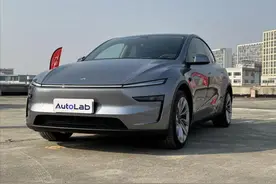 久等了！特斯拉焕新版Model Y实拍报告，这回马斯克没挤牙膏了图片