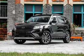 家用车推荐，体验吉利远景X6，大空间价格低，8.99万买1.4T动力图片