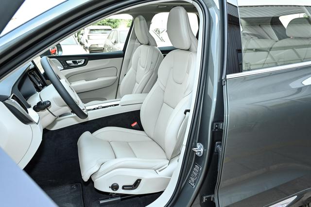 沃尔沃XC60，安全不是口号，硬核防护不玩虚的