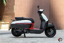 最高降幅4300元，配置升级，维多利亚24款Sixties150/250新车发布图片