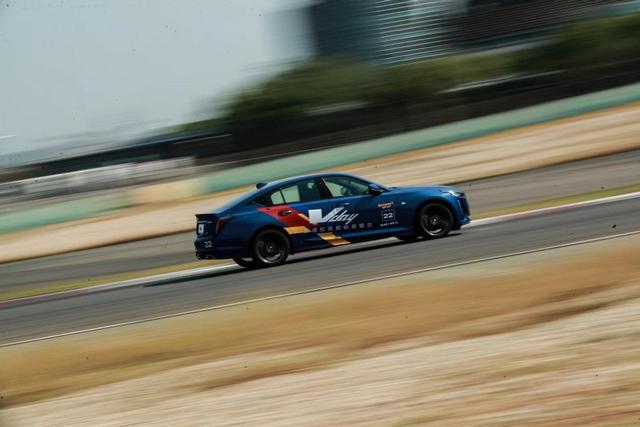 大后超应该怎么玩？来这场Vday狂欢盛宴感受下