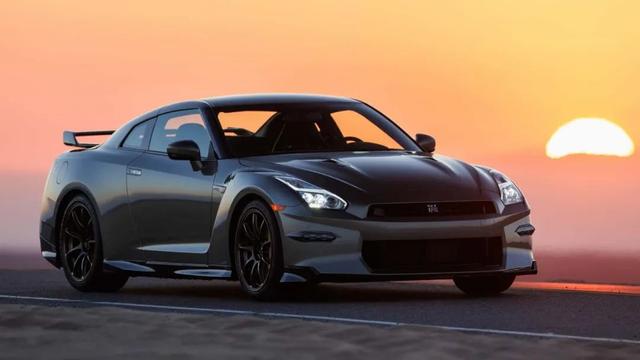 2023款日产GT-R通过国六b，平行进口或170万起落地200万
