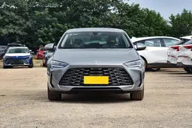 美系B级还是德系A+级？别克君威VS大众速腾，谁更值得入手？图片