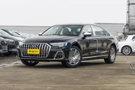 奥迪A8 2025款 A8L 55 TFSI Horch创始人版车型大概如何？图片