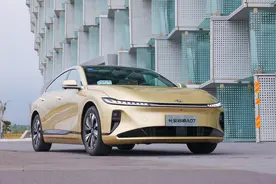 长安启源A07：轴距2900mm，配无框电吸门，顶配只要18万！图片