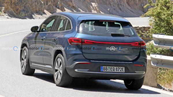 換裝新格柵和大燈奔馳eqa最新諜照曝光或23年上市 Wheretodownloadstandards