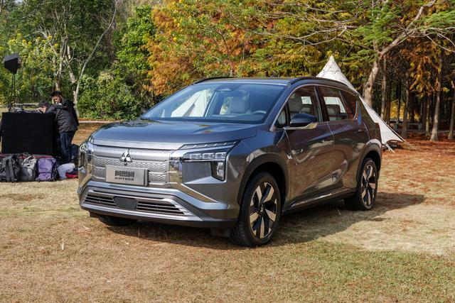 日系纯电SUV新选择！实拍广汽三菱阿图柯AIRTREK