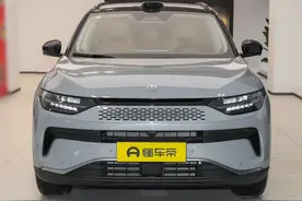 零跑C11与大众ID.4，谁更适合家用？看完对比你就明白了图片