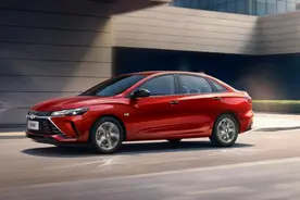 2024款雪佛兰科鲁泽，1台满配2项大奖，自吸轻混可选图片