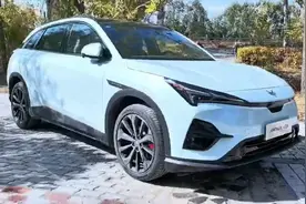 12项OTA升级！极狐阿尔法T5续航660Km，15万级纯电SUV新选择！