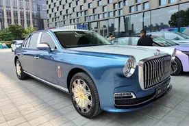 红旗L5实车曝光！升降立标，竹元素与劳斯莱斯结合，好看吗？图片