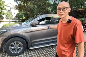 停车经常忘记关窗，加装锁车一键升窗能解决吗？喵哥演示给你看图片