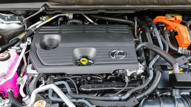 雷克萨斯RX第一款插混，平均每月用车成本才1500元左右？