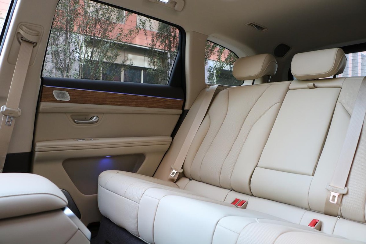 问界M7增程版评测_问界M7销量分析_问界