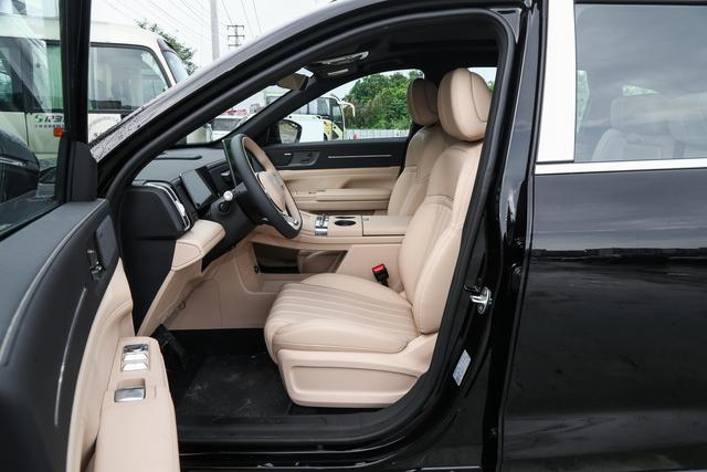 长途出行如何更轻松？聊聊捷途山海L7 PLUS的续航与智驾辅助配置