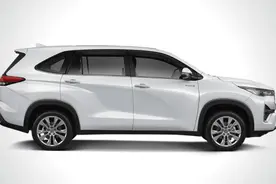 丰田的全新MPV，车长4755mm，配7座+2.0L混动图片