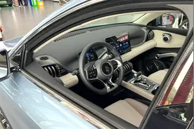 建议选次高配或高配，车主分享比亚迪元Plus三点用车感受视频封面