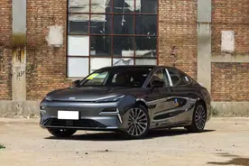 定了！吉利银河星耀8将于5月9日上市，预售价13.98-17.38万图片