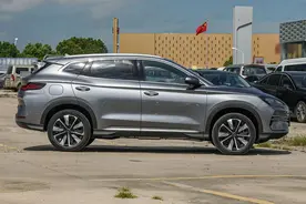 这才是家用SUV首选！满油满电跑1500km，油耗低至0.85L，仅13万多图片