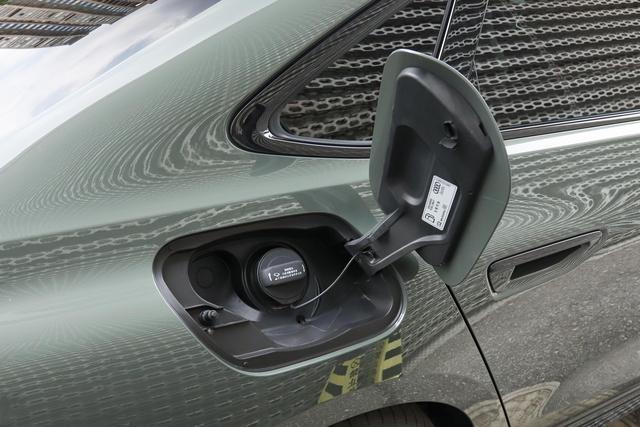 B级车选燃油还是新能源	，奥迪A5L，华为辅助加持的燃油车是真的香