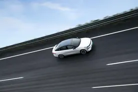 吉利银河L6性能首测：极速247km/h，湿地紧急避险80km/h图片