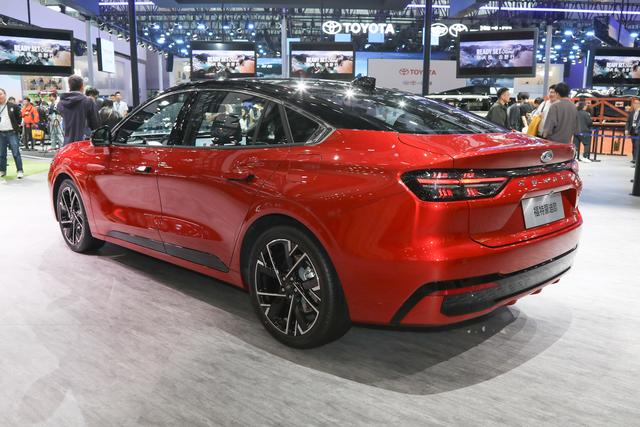 长安福特新款蒙迪欧亮相