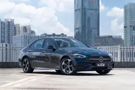 买豪华中型车绕不开的选择？奔驰C级到底有什么吸引力？图片