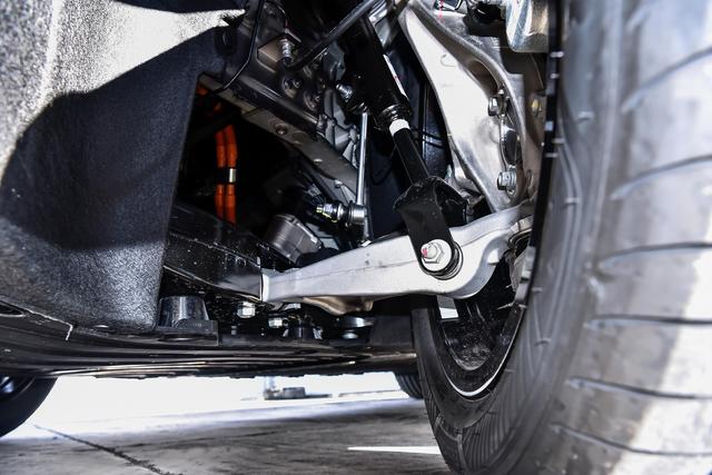 "入门即满配"，华为乾崑ADS 4+鸿蒙座舱，2026款阿维塔07