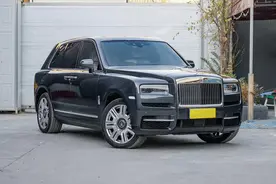 售价仅610万，6.75T+V12，内饰奢华，实拍劳斯莱斯库里南图片