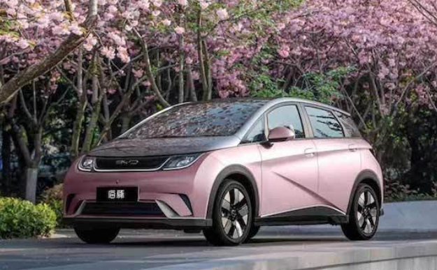 各个有上榜实力的车型你拉我扯,竞争激烈,一时间天地变色,电闪雷鸣