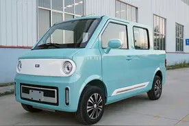 你见过MINI卡吗？5万就能买，“能拉又能坐”，解析橙仕X2图片
