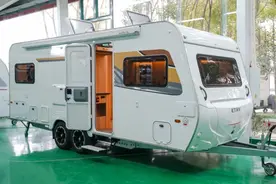 爱旅630系列拖挂 独立厨房or干湿分离 细腻贴心 双布局可选图片